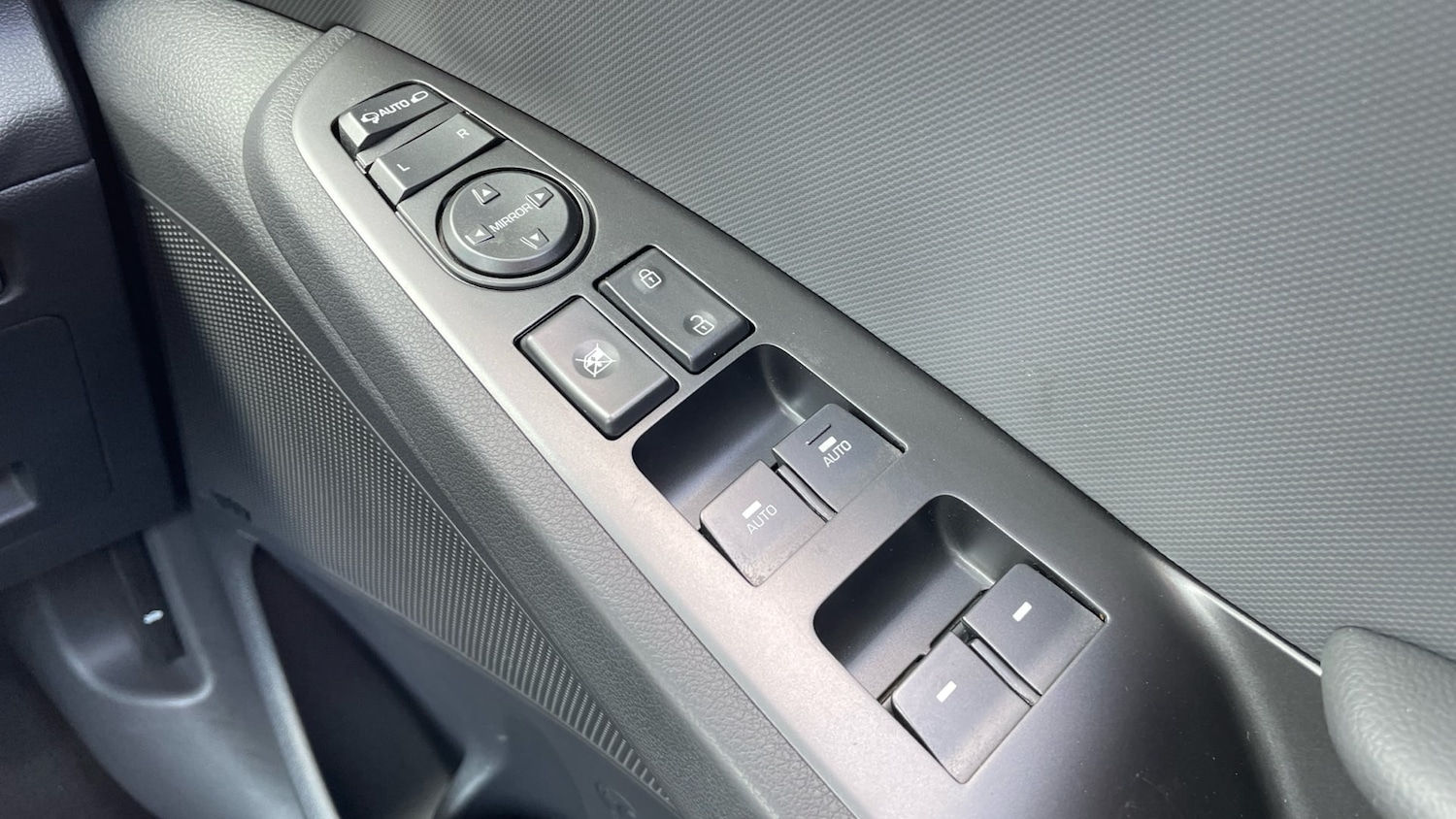 Used Hyundai IONIQ 2021 for sale - 78202345: Photo 24