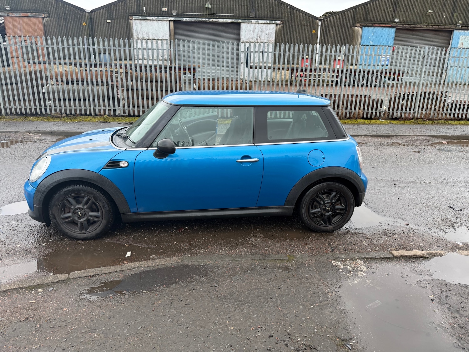 Used MINI Hatch 2011 for sale - 77619452: Photo 3