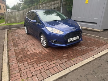 Used Ford Fiesta 2015 for sale - 79595795: Photo
