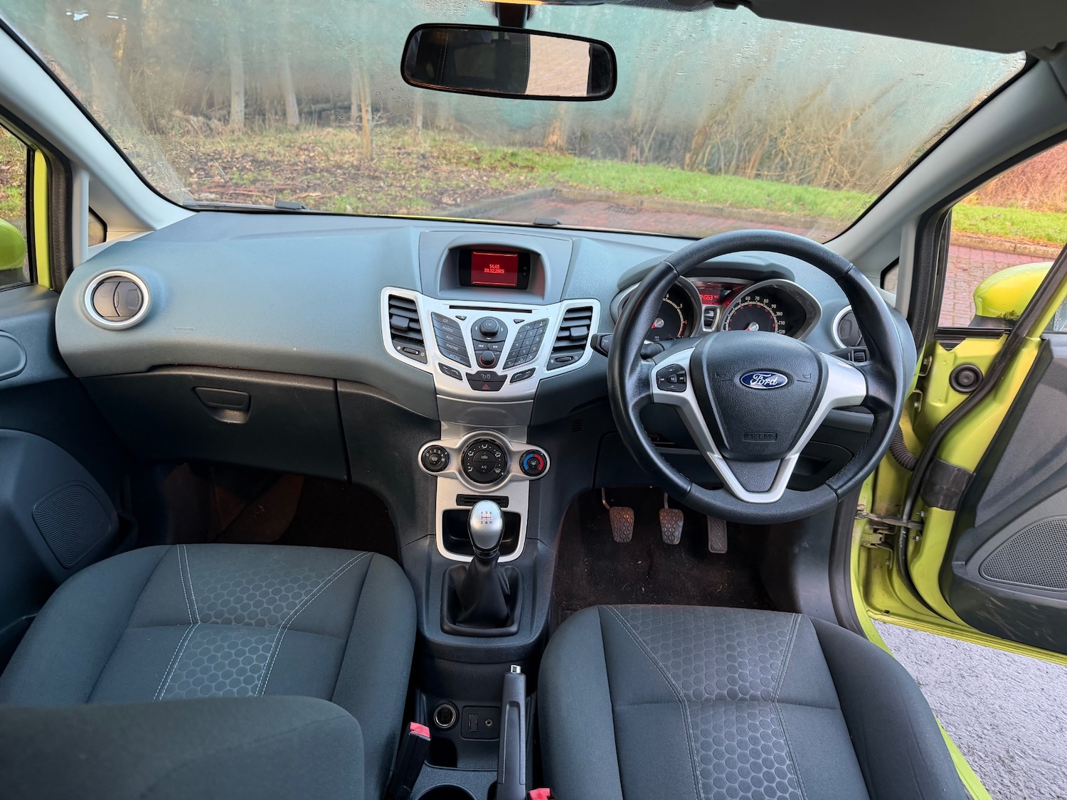 Used Ford Fiesta 2010 for sale - 76940042: Photo 10