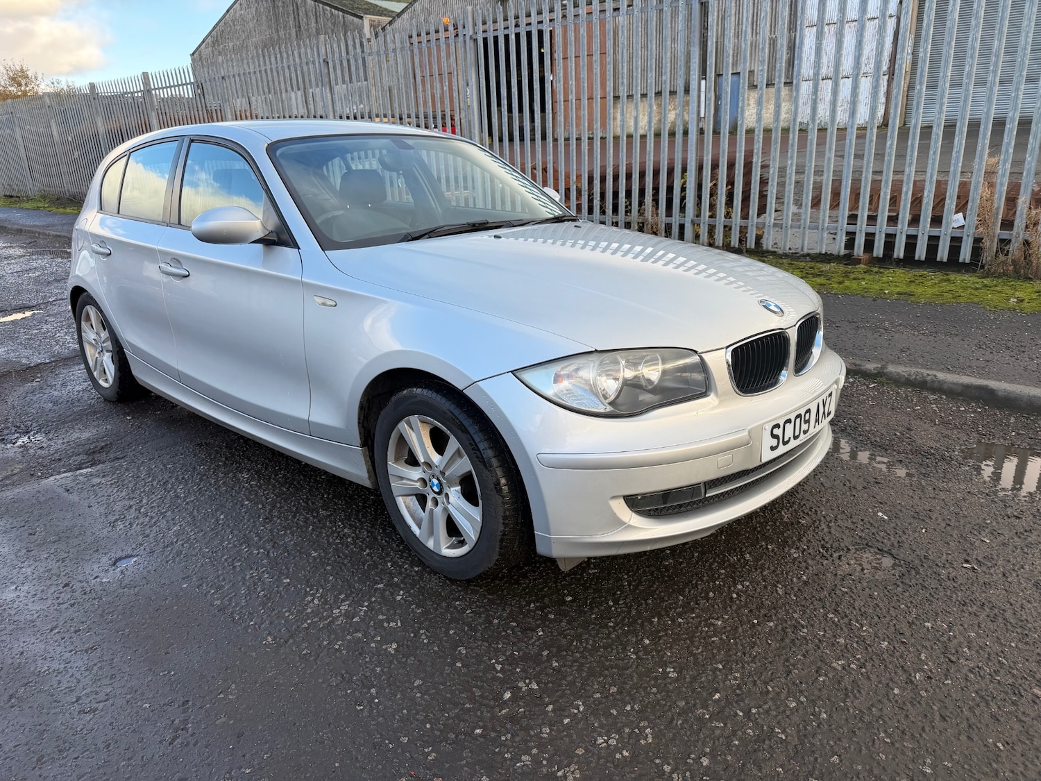 Used BMW 1 Series 2009 for sale - 76846108: Photo 2