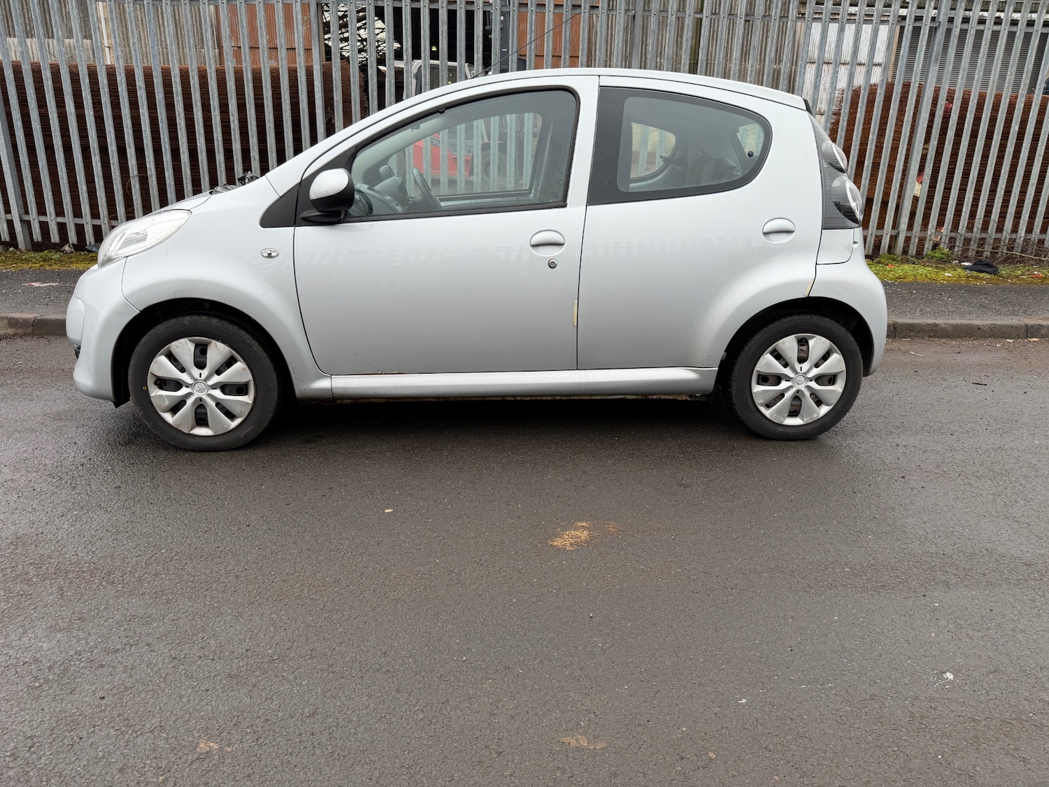 Used Citroen C1 2010 for sale - 77767971: Photo 3