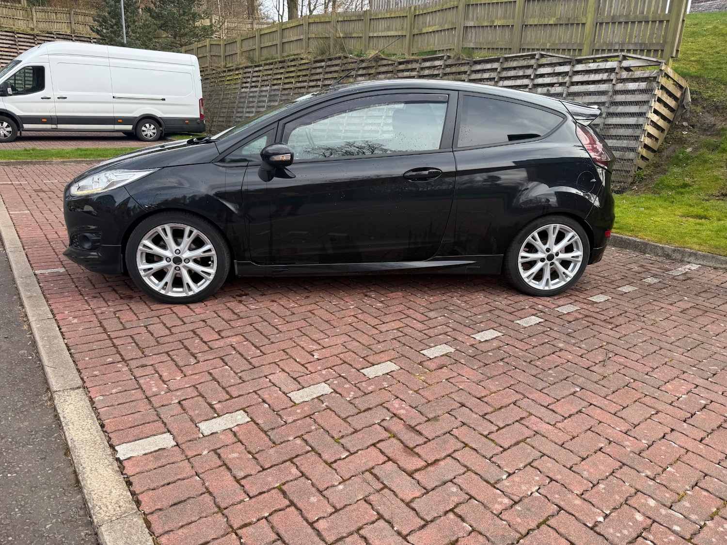 Used Ford Fiesta 2016 for sale - 78199286: Photo 3