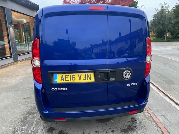 Used Vauxhall Combo 2016 for sale - 76256948: Photo 6