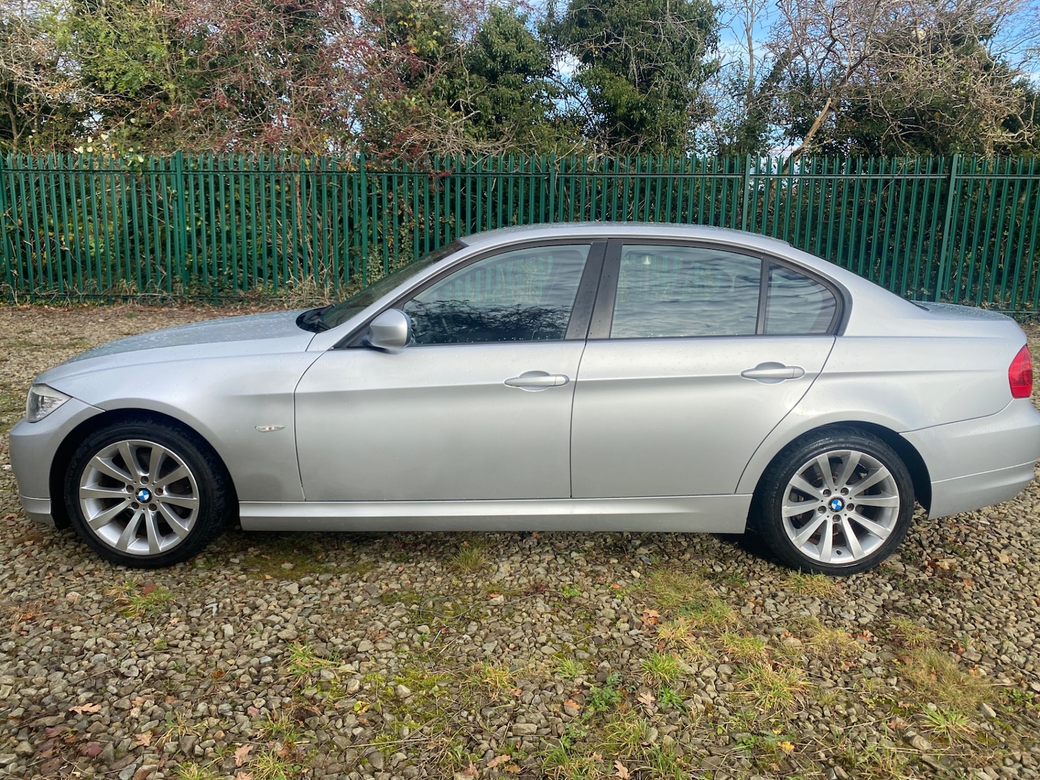 Used BMW 3 Series 2009 for sale - 76480041: Photo 2