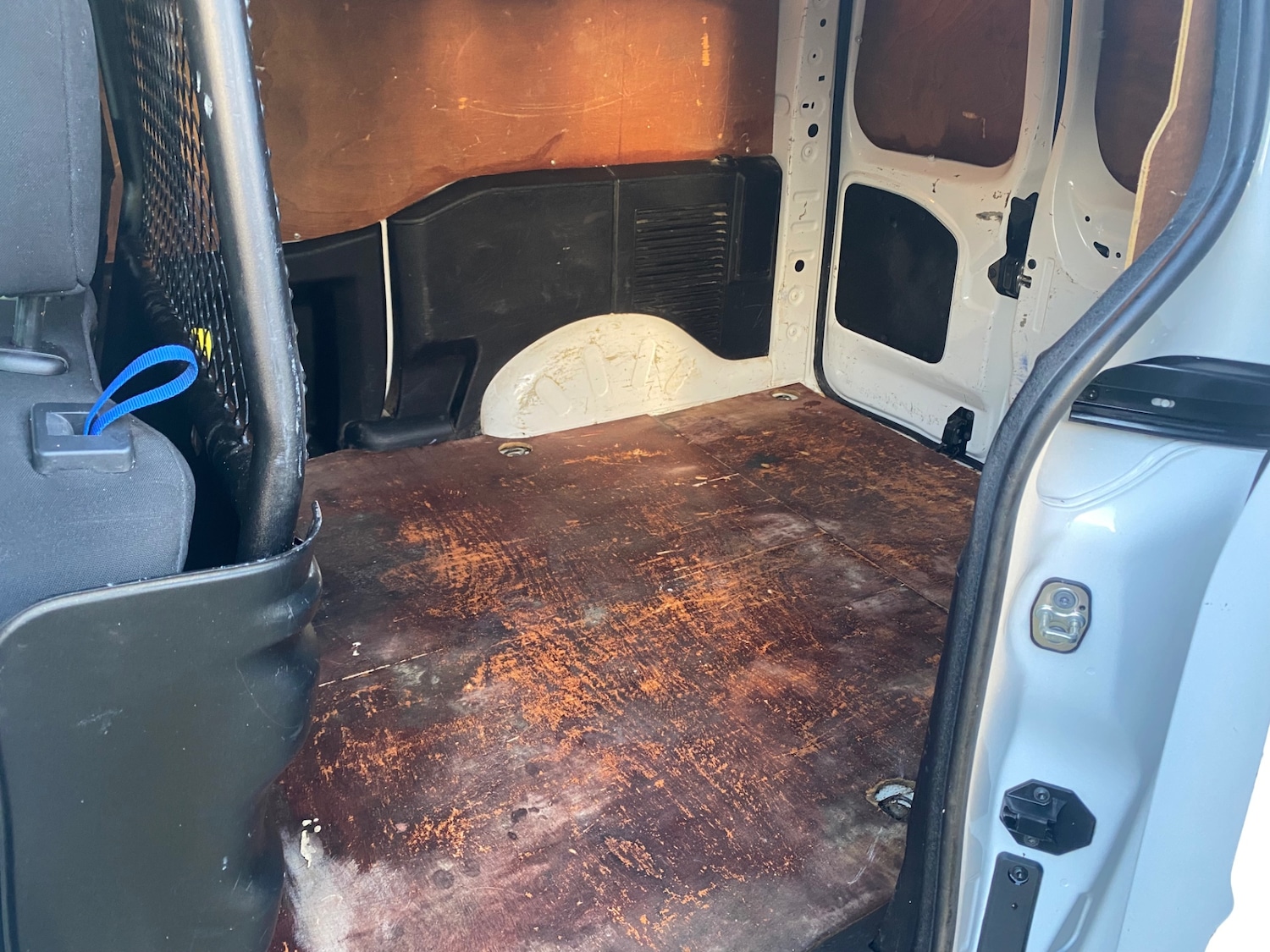 Used Peugeot Partner 2018 for sale - 76316575: Photo 11