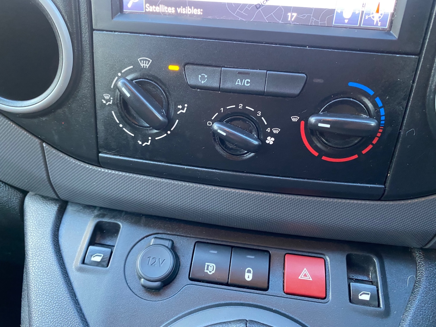 Used Peugeot Partner 2018 for sale - 76316575: Photo 18