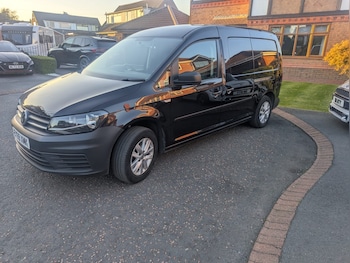 Used Volkswagen Caddy Maxi 2019 for sale - 78424234: Photo