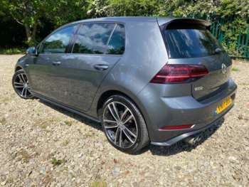 Used Volkswagen Golf 2017 for sale - 74613607: Photo