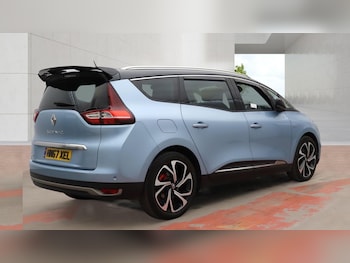 Used Renault Grand Scenic 2017 for sale - 78967672: Photo