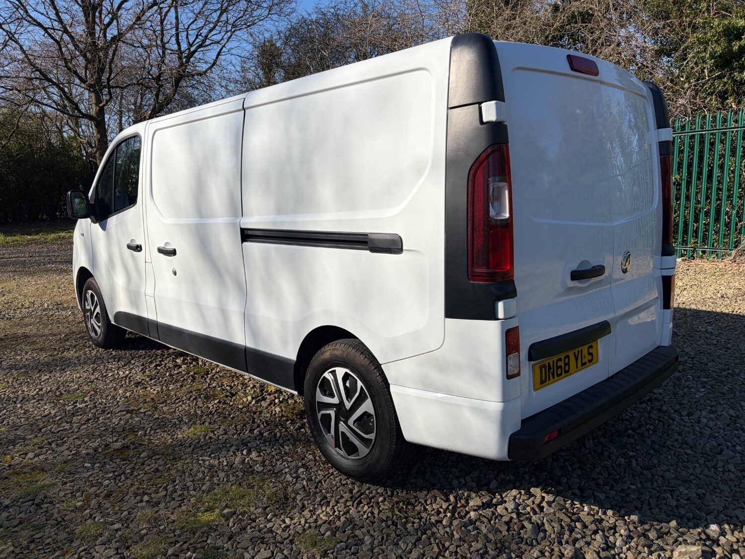 Used Vauxhall Vivaro 2018 for sale - 77917802: Photo 10