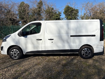 Used Vauxhall Vivaro 2018 for sale - 77917802: Photo