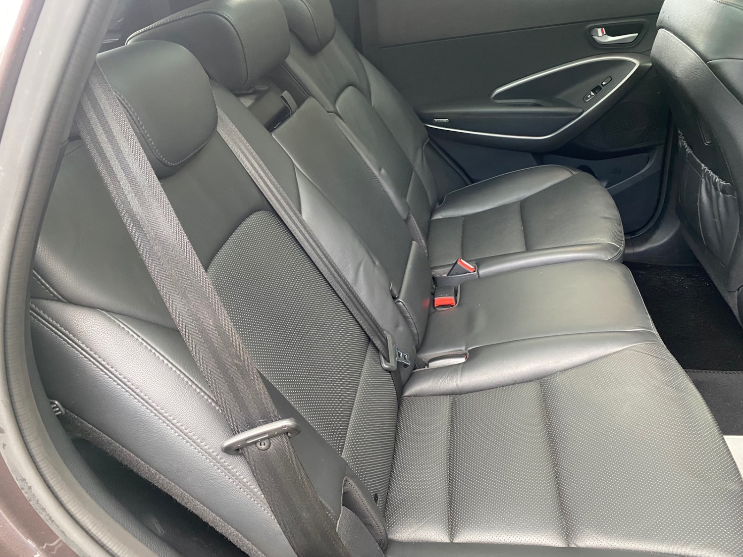 Used Hyundai Santa Fe 2015 for sale - 76343009: Photo 13