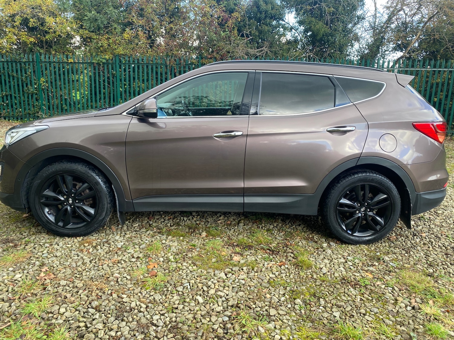 Used Hyundai Santa Fe 2015 for sale - 76343009: Photo 4