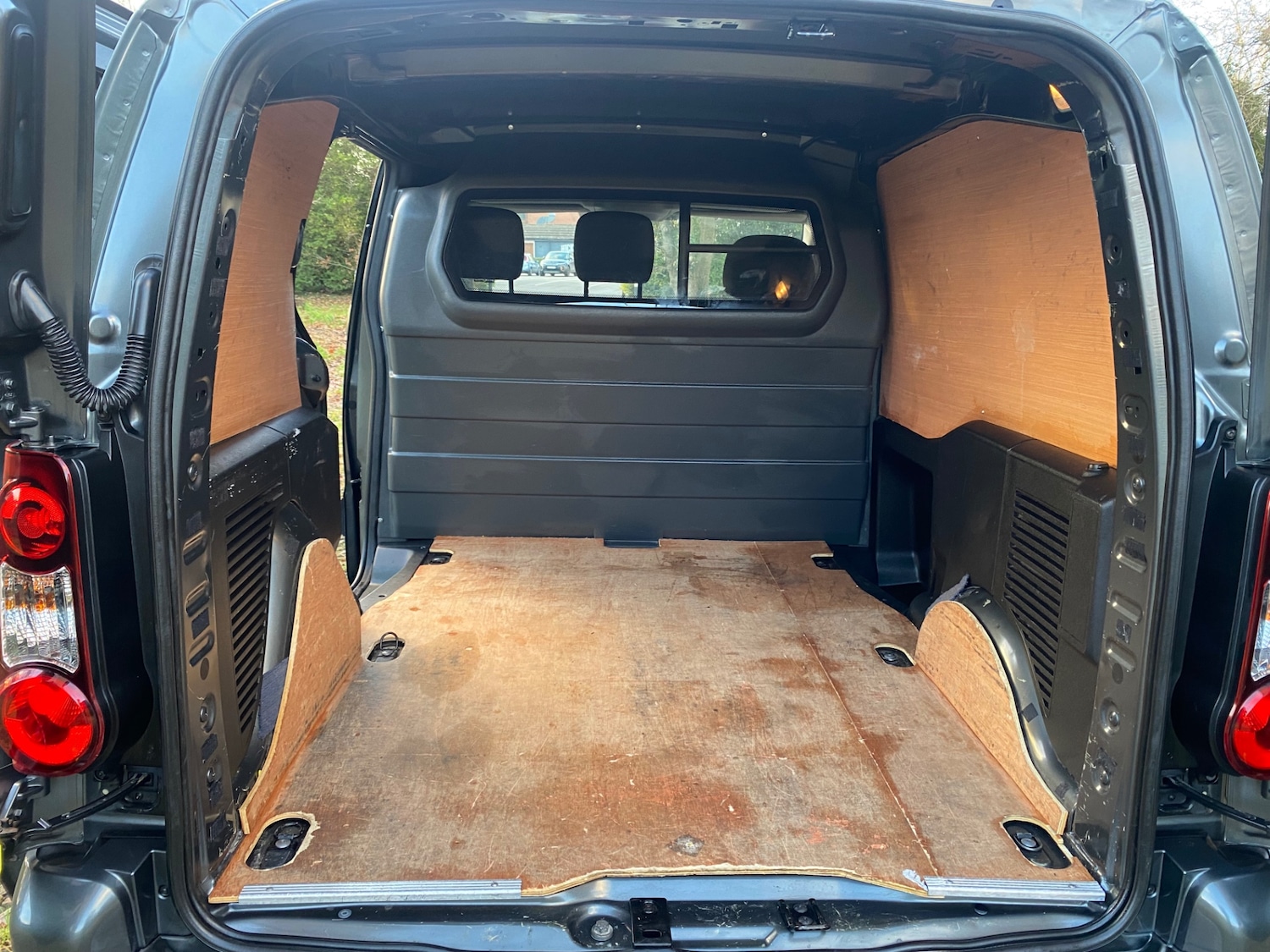 Used Peugeot Partner 2018 for sale - 76940011: Photo 12