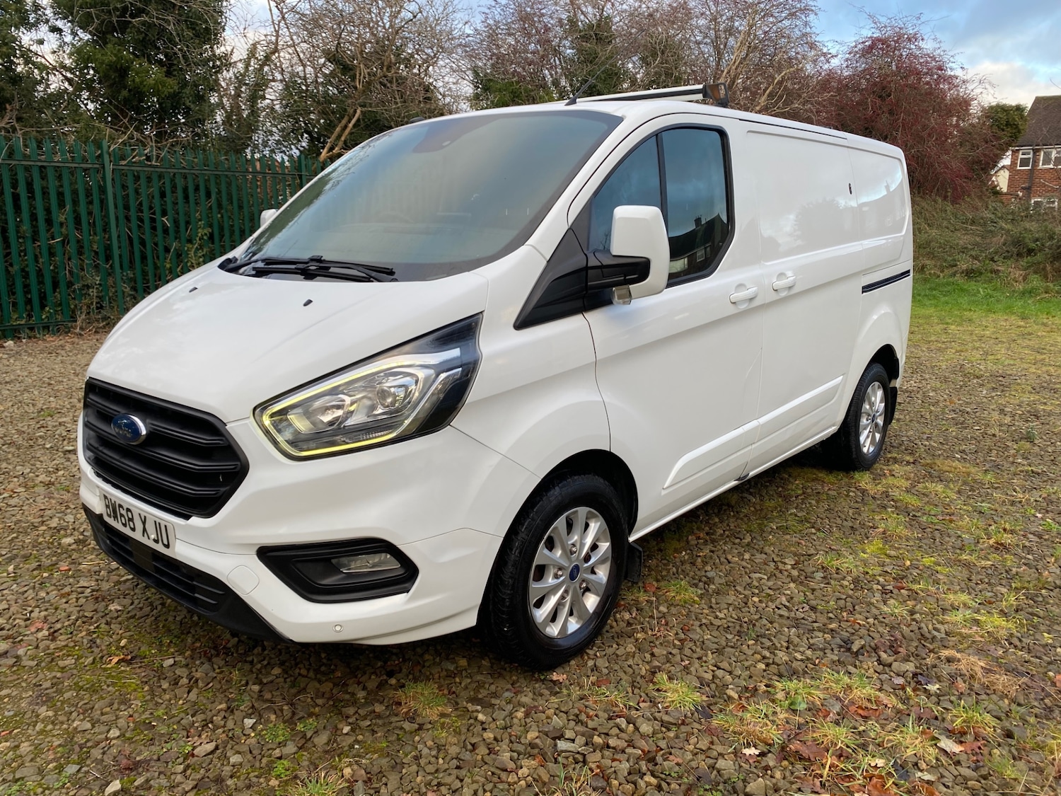Used Ford Transit Custom 2019 for sale - 76796625: Photo 1
