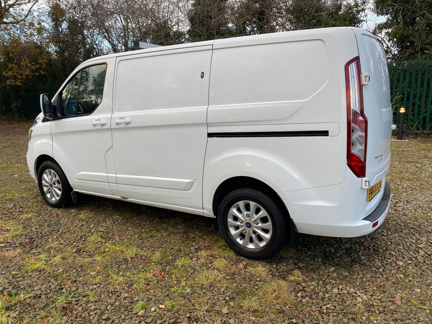 Used Ford Transit Custom 2019 for sale - 76796625: Photo 3