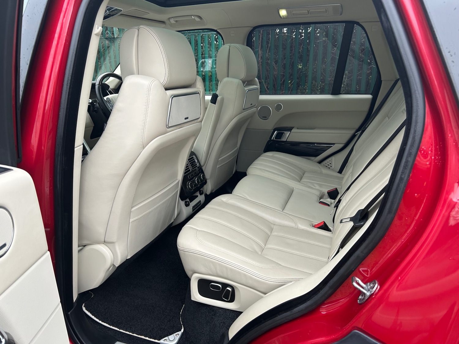 Used Land Rover Range Rover 2013 for sale - 77639641: Photo 12