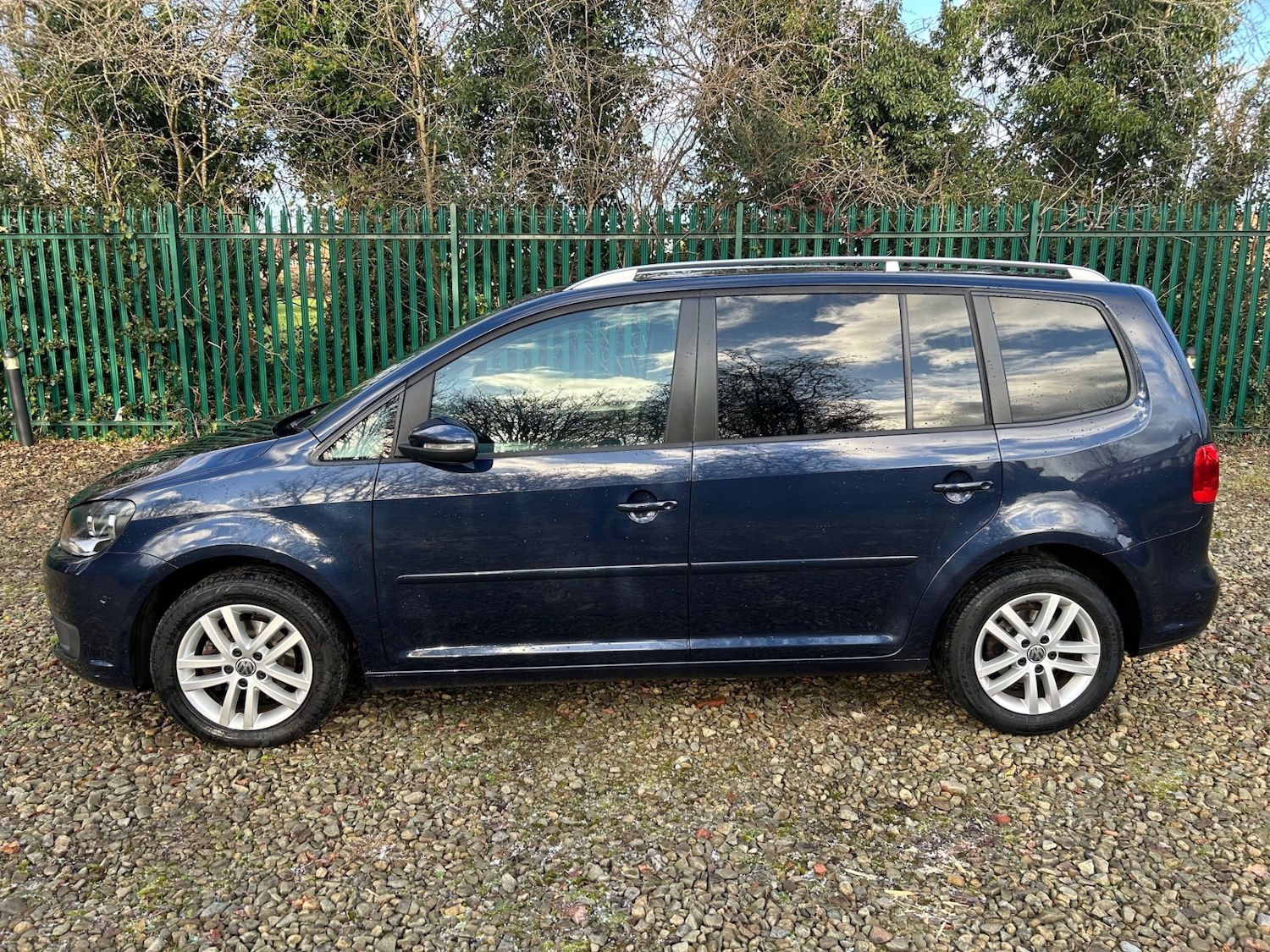 Used Volkswagen Touran 2013 for sale - 77087797: Photo 5