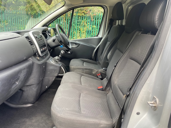 Used Vauxhall Vivaro 2015 for sale - 76023139: Photo 10