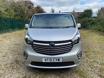 Used Vauxhall Vivaro 2015 for sale - 76023139: Photo