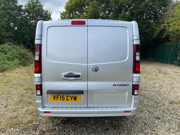 Used Vauxhall Vivaro 2015 for sale - 76023139: Photo 7
