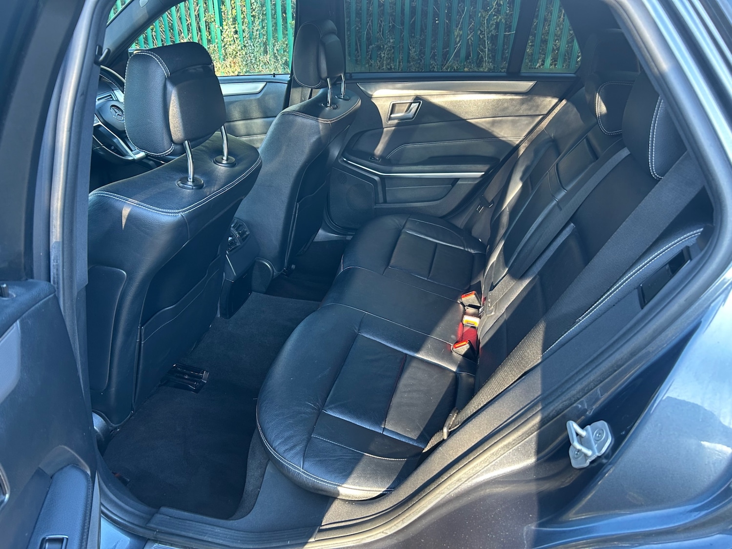 Used Mercedes-Benz E Class 2015 for sale - 77223362: Photo 9