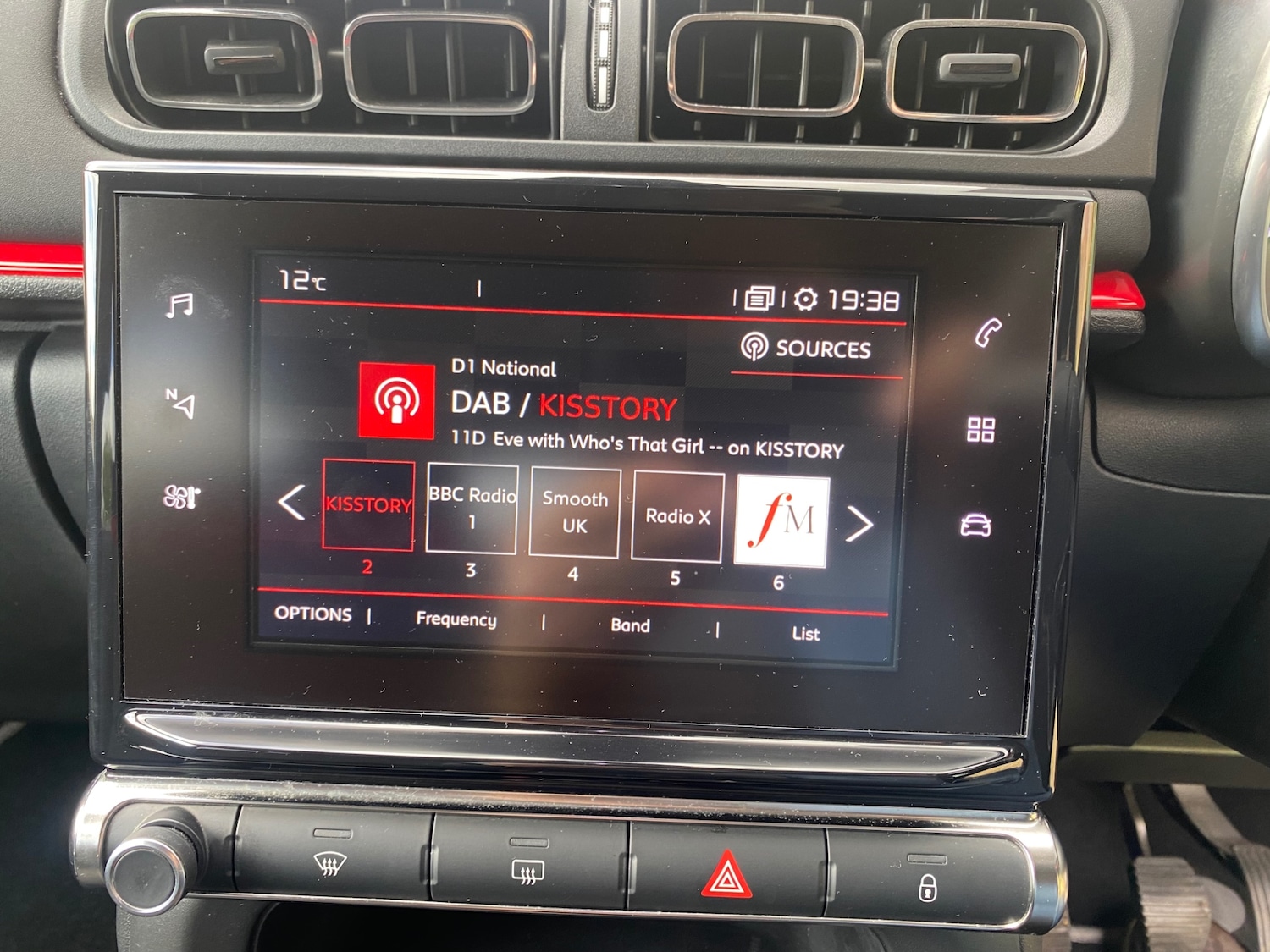 Used Citroen C3 2018 for sale - 76518107: Photo 17