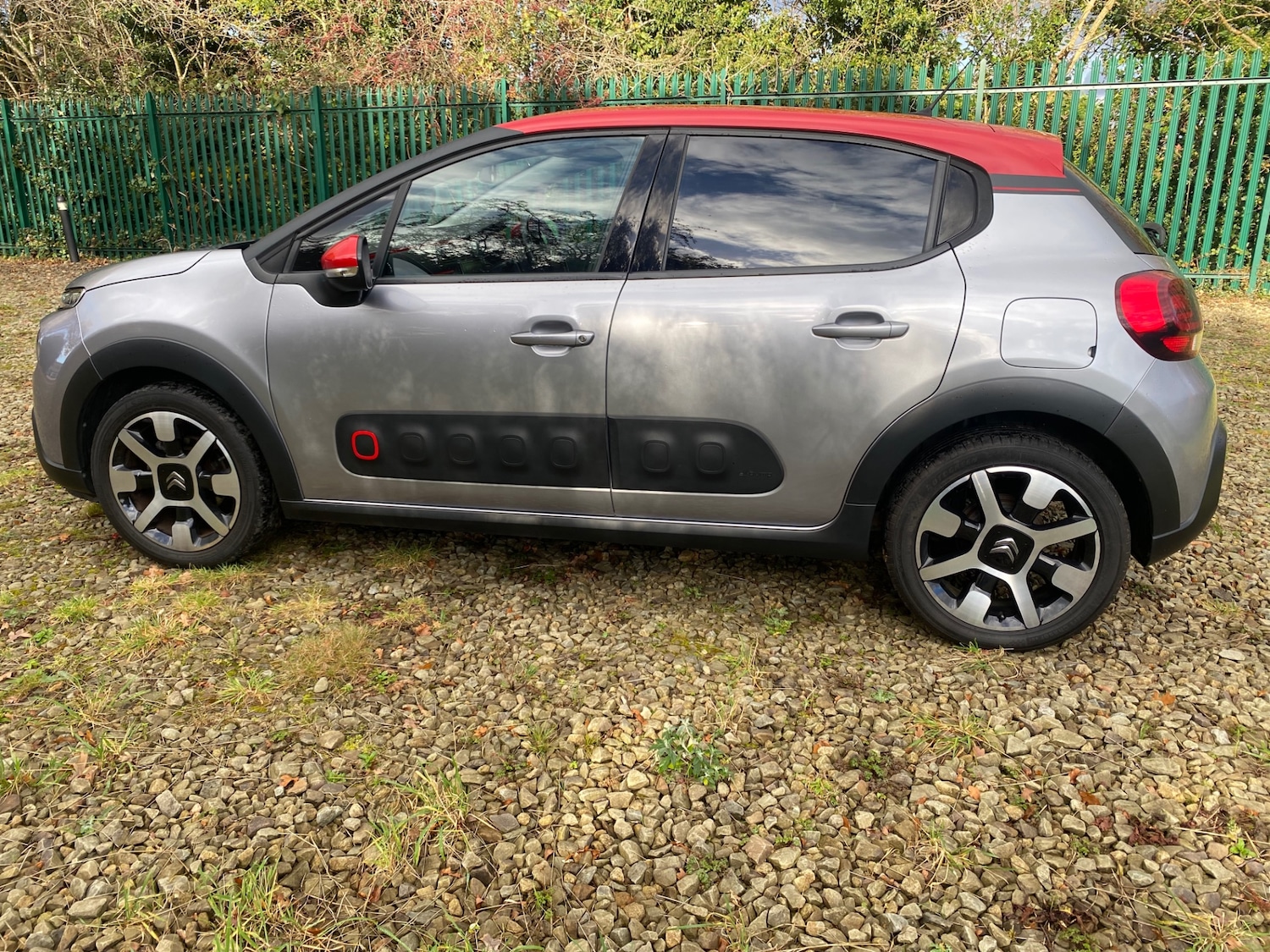 Used Citroen C3 2018 for sale - 76518107: Photo 2