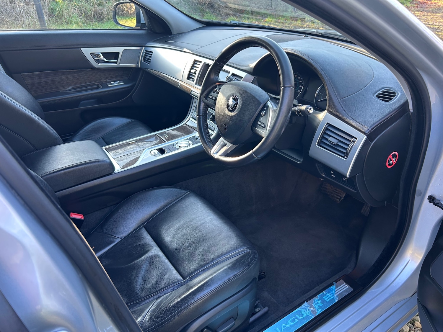 Used Jaguar XF 2015 for sale - 77223351: Photo 15