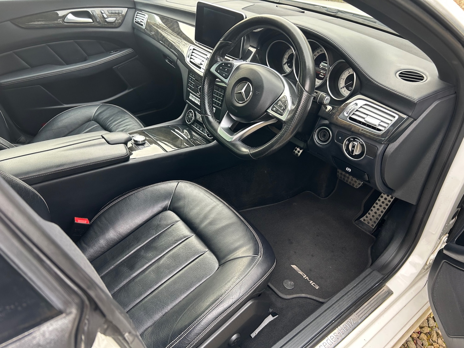 Used Mercedes-Benz CLS 2015 for sale - 76748310: Photo 11