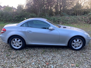 Used Mercedes-Benz SLK 2005 for sale - 76566443: Photo