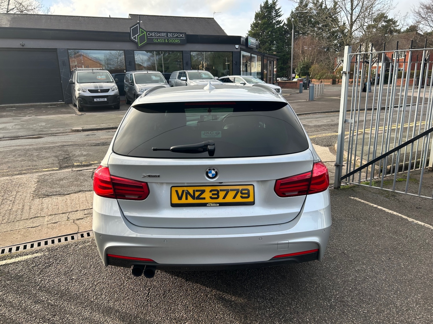 Used BMW 3 Series 2015 for sale - 77310758: Photo 5