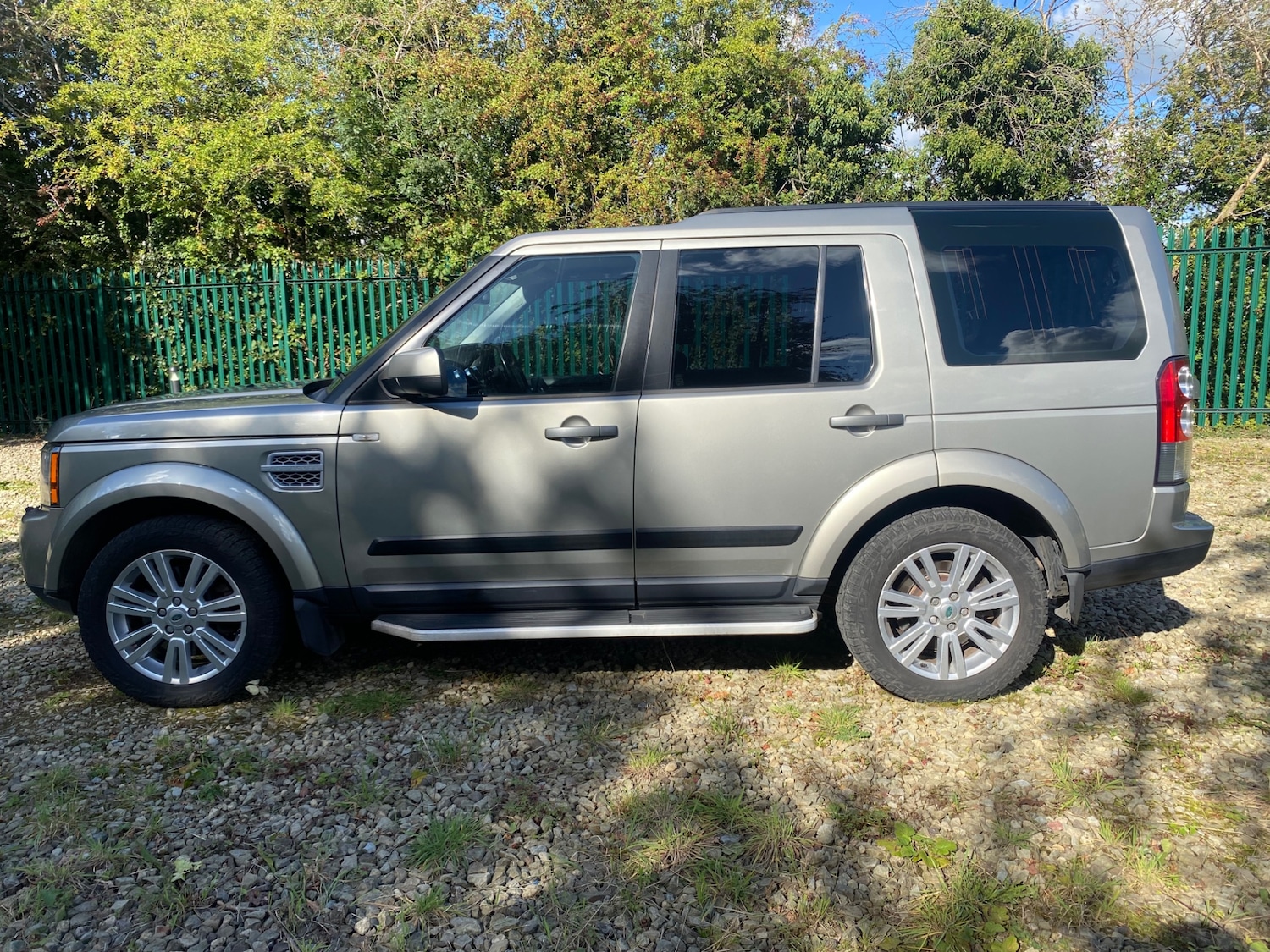 Used Land Rover Discovery 2012 for sale - 76023150: Photo 4