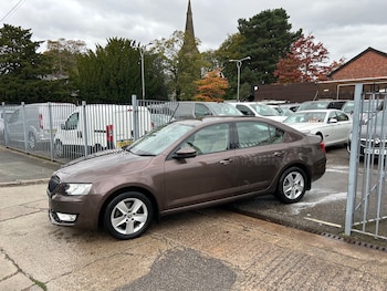 Skoda - Octavia