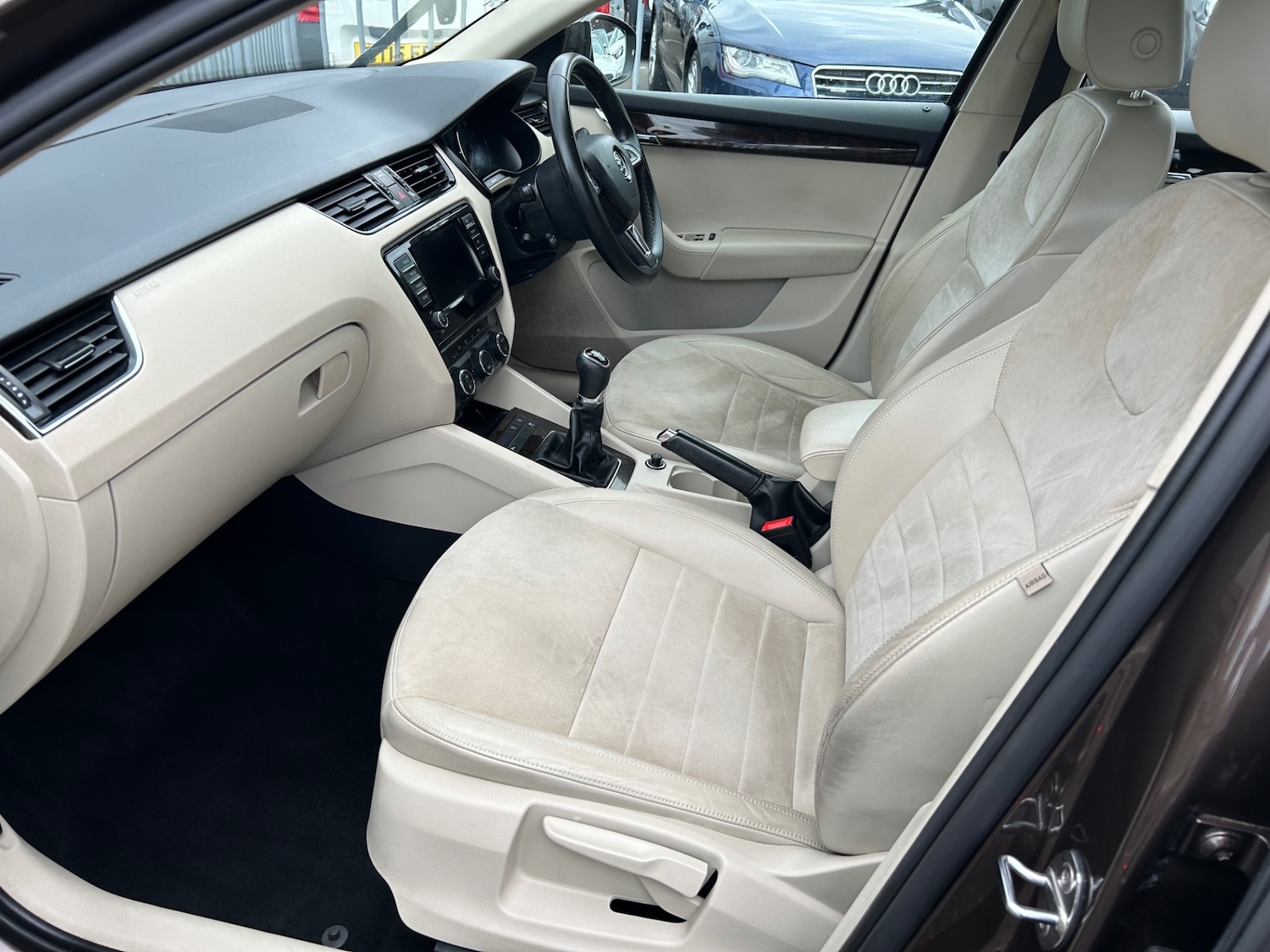 Used Skoda Octavia 2015 for sale - 76212162: Photo 5