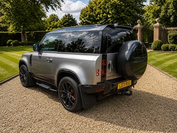 Used Land Rover Defender 2021 for sale - 79448154: Photo