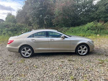 Used Mercedes-Benz CLS 2011 for sale - 75723316: Photo