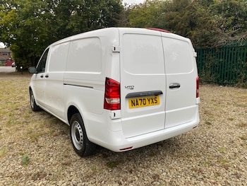 Used Mercedes-Benz Vito 2021 for sale - 76026187: Photo