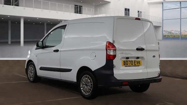 Used Ford Transit Courier 2020 for sale - 76249758: Photo 3