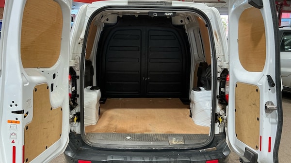 Used Ford Transit Courier 2020 for sale - 76249758: Photo 7