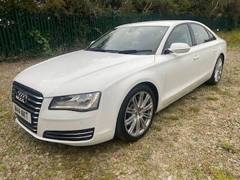 2011 - 3.0 TDI Quattro SE TIP Auto - 20'' ALLOY WHEELS - FULLY LOADED - 6 STAMPS 4-Door