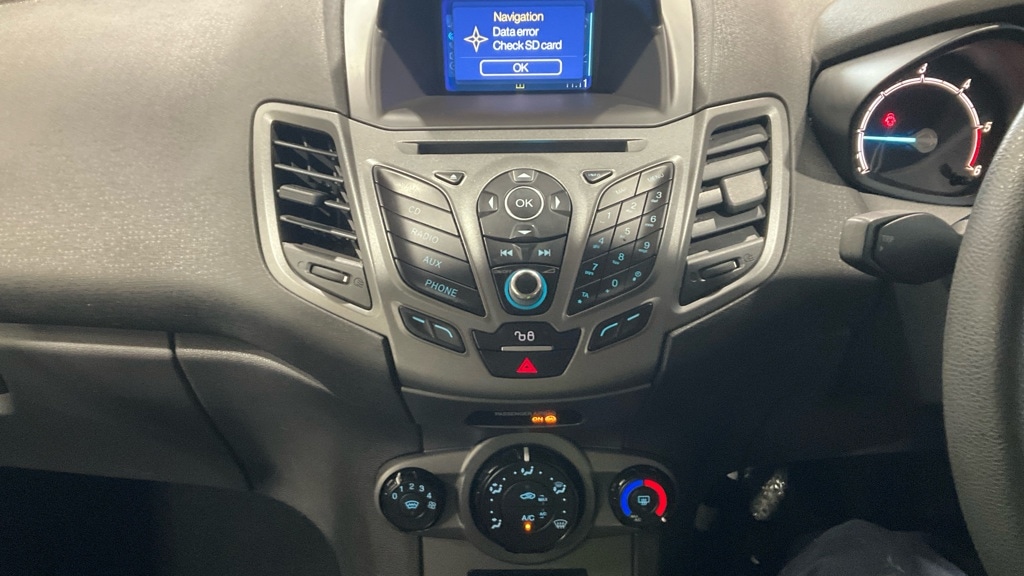 Used Ford Fiesta 2016 for sale - 76669255: Photo 11