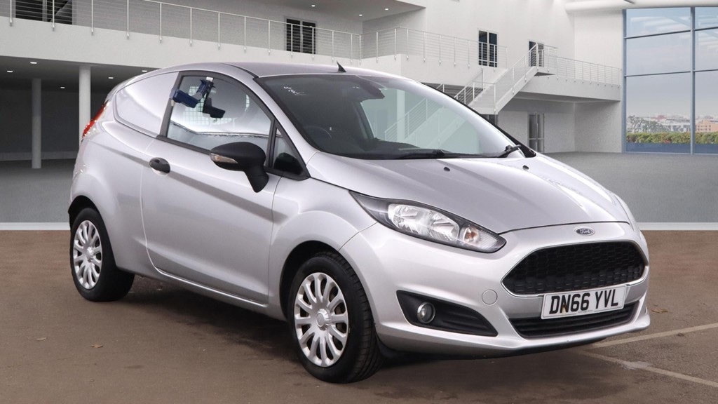 Used Ford Fiesta 2016 for sale - 76669255: Photo 2