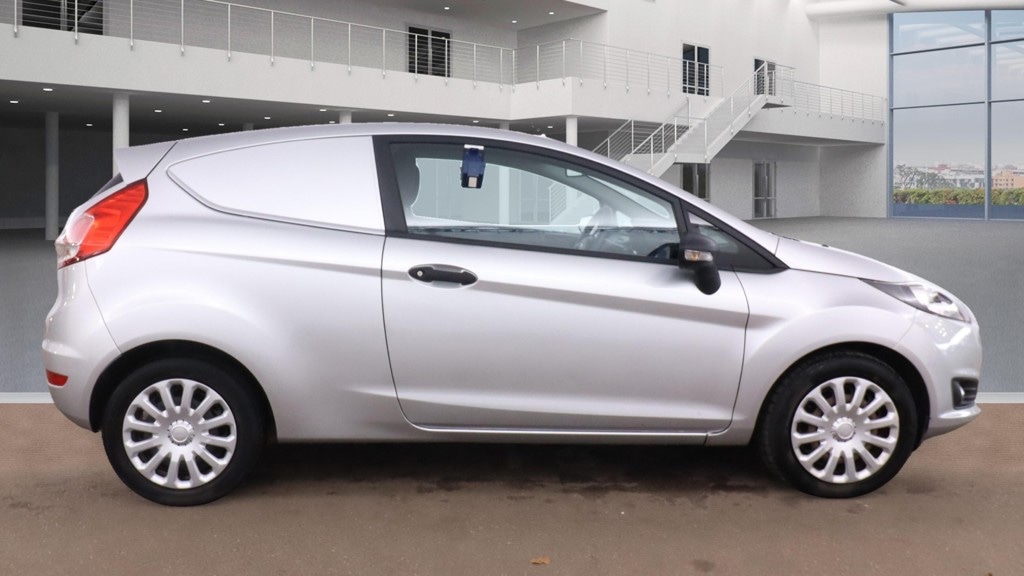 Used Ford Fiesta 2016 for sale - 76669255: Photo 5