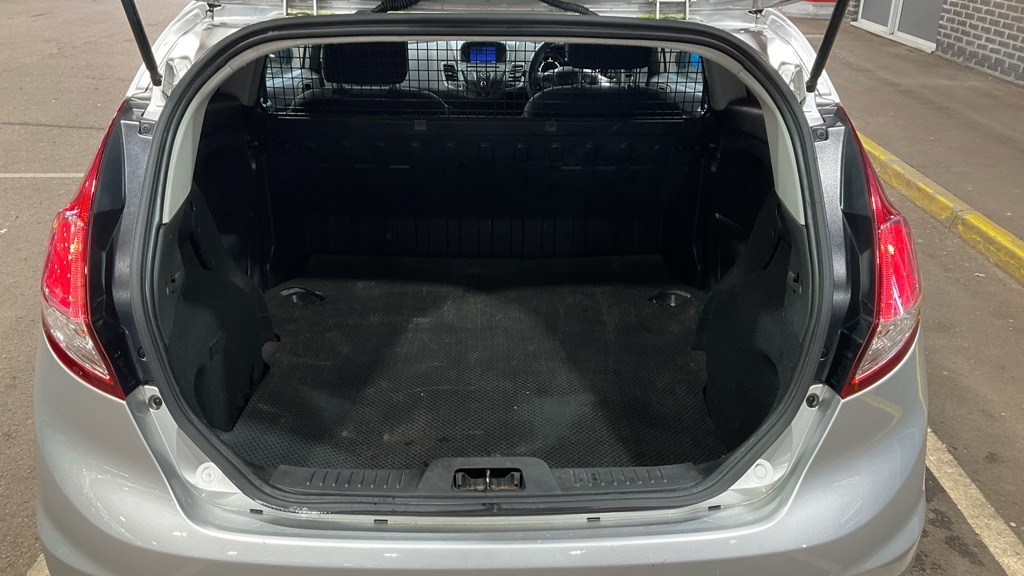 Used Ford Fiesta 2016 for sale - 76669255: Photo 7