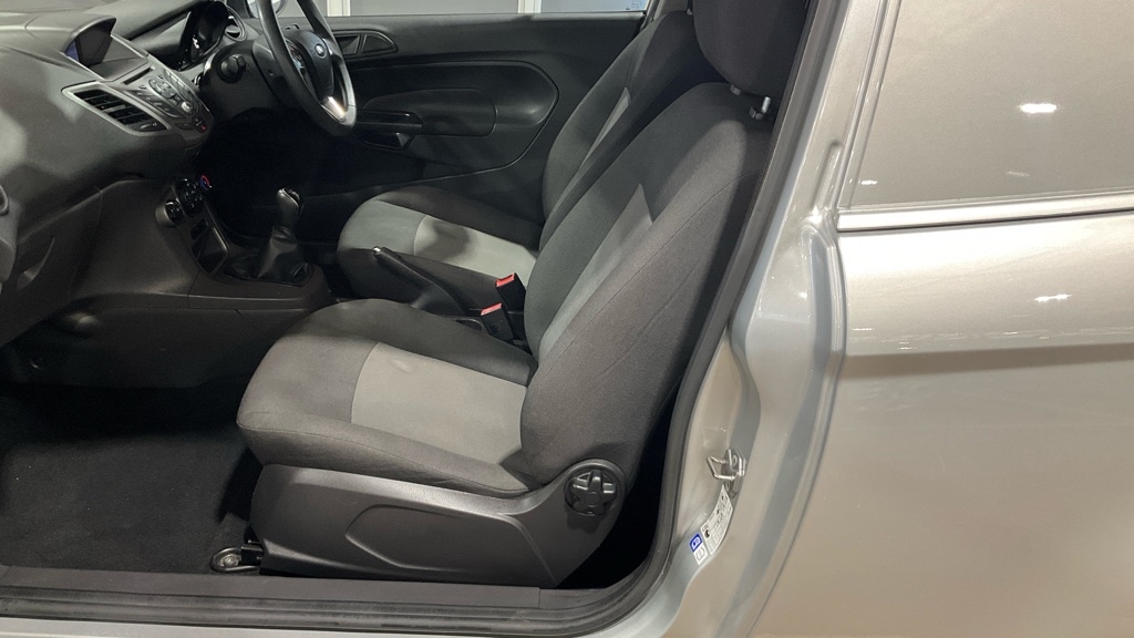 Used Ford Fiesta 2016 for sale - 76669255: Photo 8