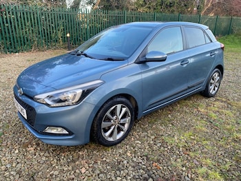 Used Hyundai i20 2015 for sale - 76568234: Photo