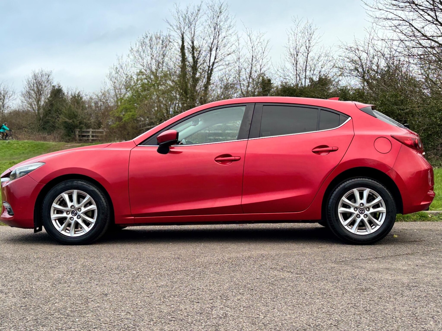 Used Mazda Mazda3 2016 for sale - 77909715: Photo 2