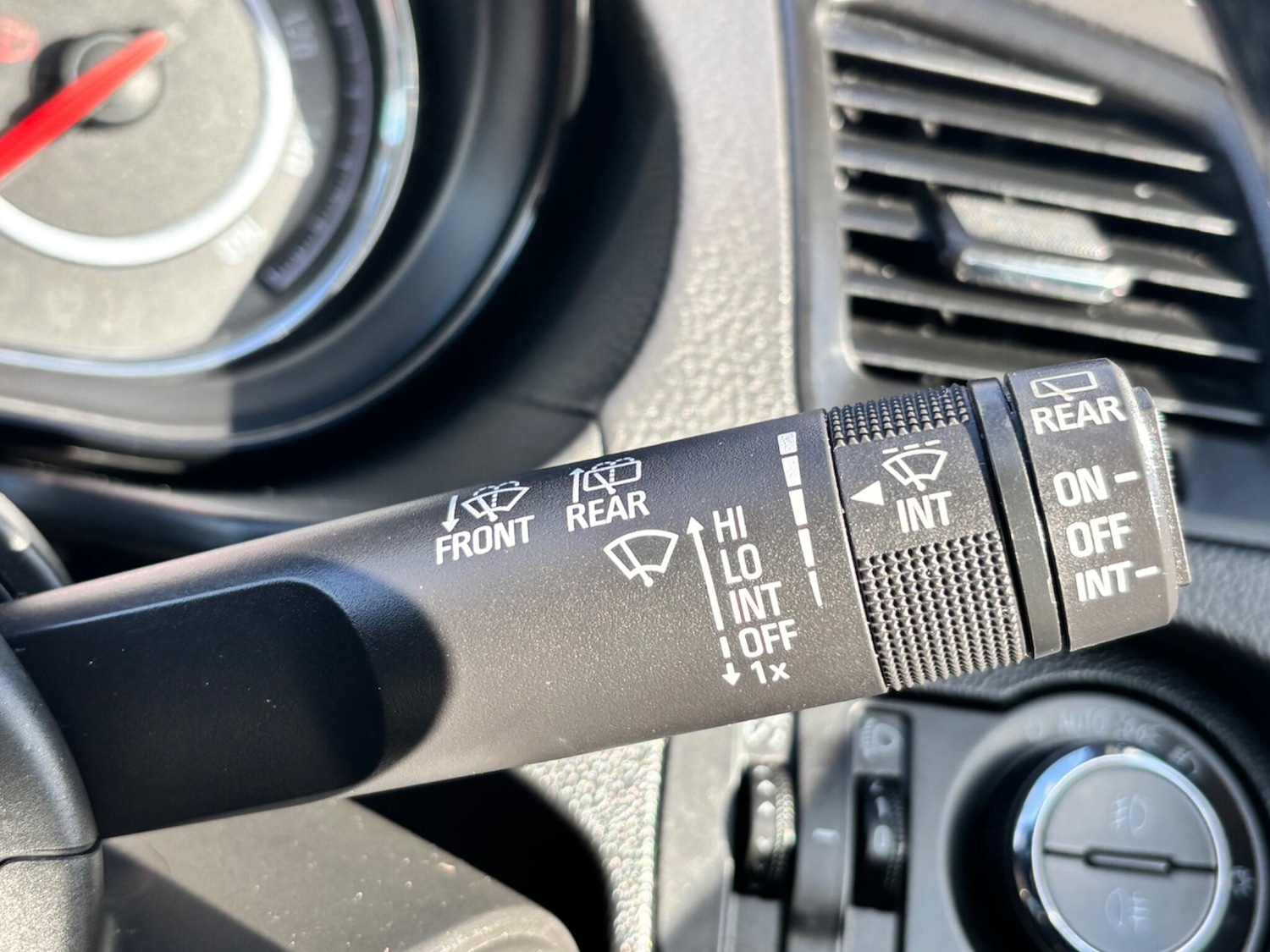 Used Vauxhall Insignia 2015 for sale - 77924980: Photo 15